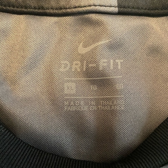 ⚫️Nike Academy Soccer Top Shirt Jersey Dri-Fit - Picture 4 of 4